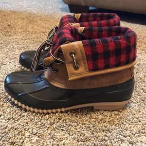 Maurices Duck boots